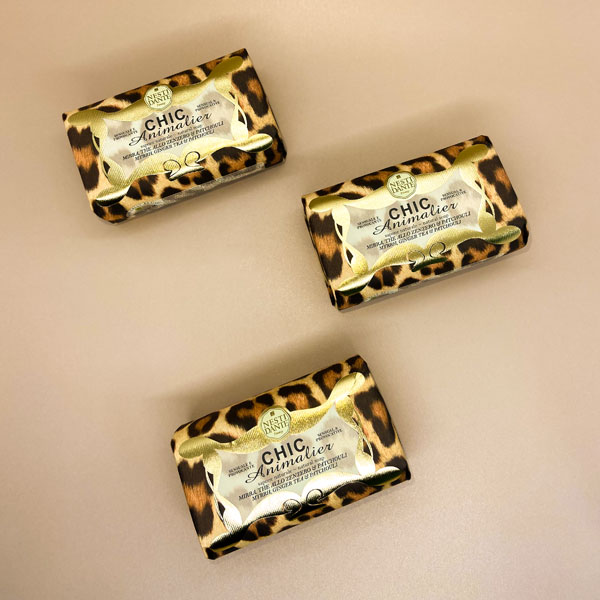 Sabonete em barra Chic Animalier Mirra, The Allo Zenzero e Patchouli 250gr - Imagem 4